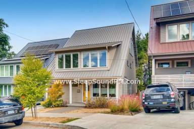 Main picture of 6191 SE Yamhill St