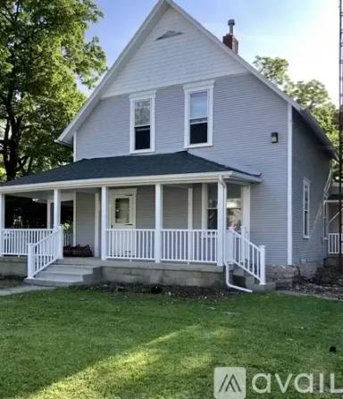 Main picture of 172 S Franklin St