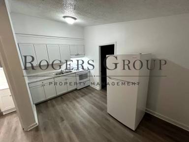 Main picture of 128 Grant St