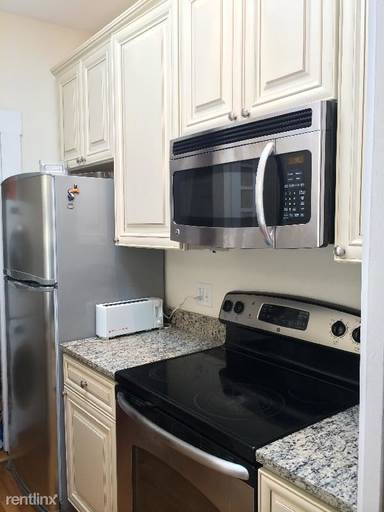 Main picture of 22 Beacon St