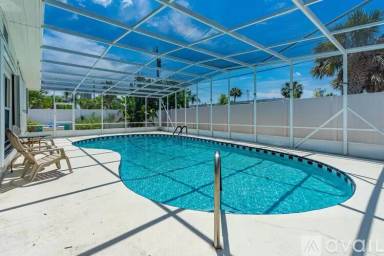 Main picture of 86 Ivanhoe Dr