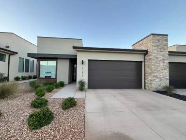 Main picture of 2916 E Snowberry Dr