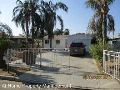 Main picture of 3113 Lexington Ave