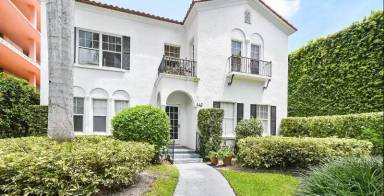 Main picture of 445 Brazilian Ave