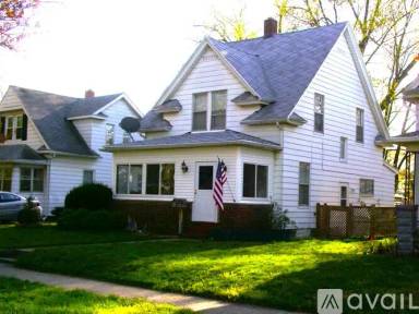 Main picture of 1009 S 23rd St