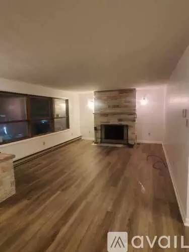 Main picture of 124 E Saylor Ave