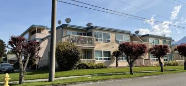 Main picture of 138 W 6th St
