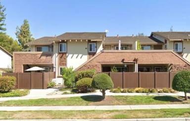 Main picture of 166 Hackamore Ln