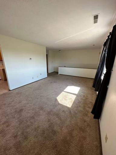 Main picture of 1027 Schrock Rd