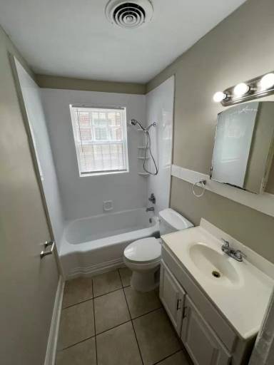 Main picture of 512 Lundee Pl