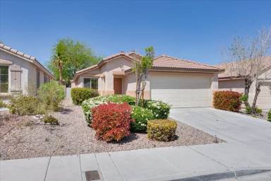 Main picture of 11073 Zampino St