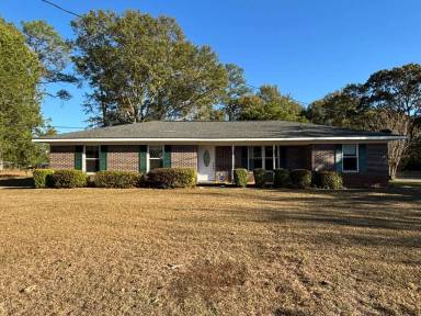 Main picture of 761 Bob Hall Rd