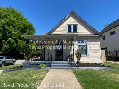 Main picture of 32 N Cooper St
