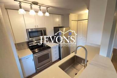 Main picture of 11809 100th Ave NE
