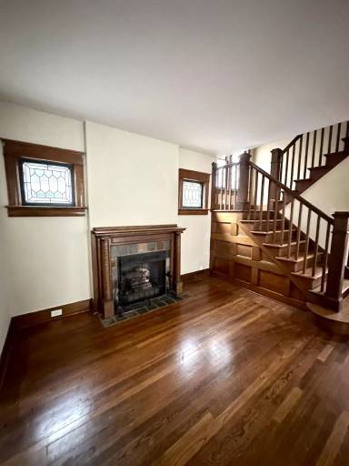 Main picture of 4241 Genessee St
