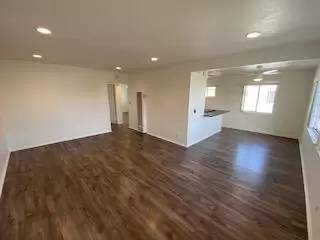 Main picture of 2863 Hickory Pl