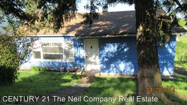 Main picture of 876 NE Walnut St