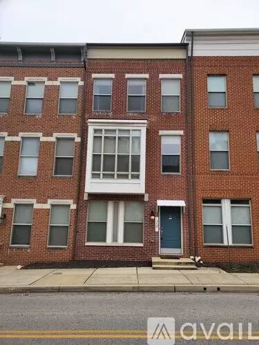 Main picture of 10 S Exeter St