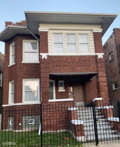 Main picture of 6933 S Peoria St