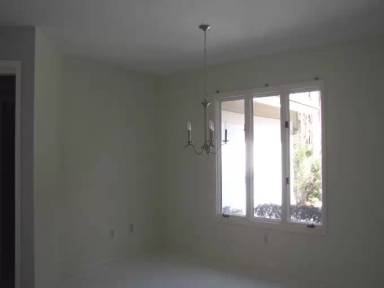 Main picture of 7 Hickory Knoll Pl