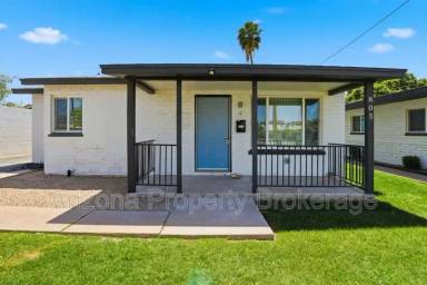 Main picture of 805 E Turney Ave