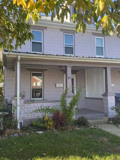 Main picture of 317 S Rosemont Ave
