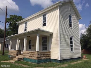 Main picture of 210 S 1st St