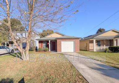 Main picture of 8433 Oden Ave