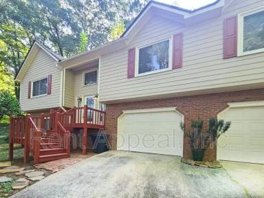 Main picture of 2066 Kingswood Dr