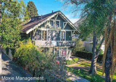 Main picture of 2706 Menlo Ave