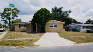 Main picture of 5005 Tammy Ln