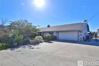 Main picture of 976 Hollister Rd
