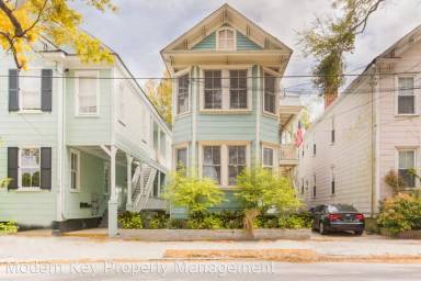 Main picture of 706 Rutledge Ave