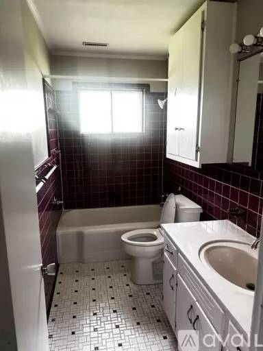 Main picture of 318 Vance St