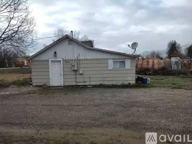 Main picture of 4480 SE 1st Ave