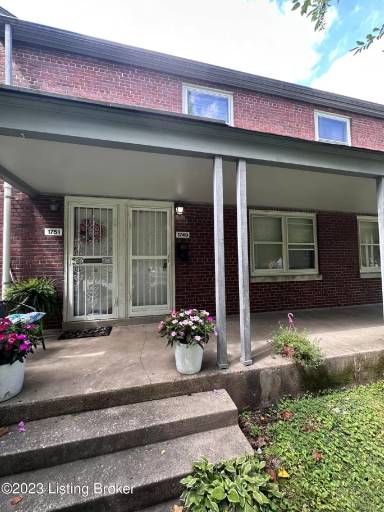 Main picture of 1749 Algonquin Pkwy