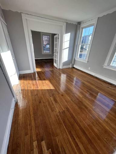 Main picture of 439 6th Ave
