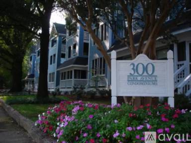Main picture of 300 E Park Ave