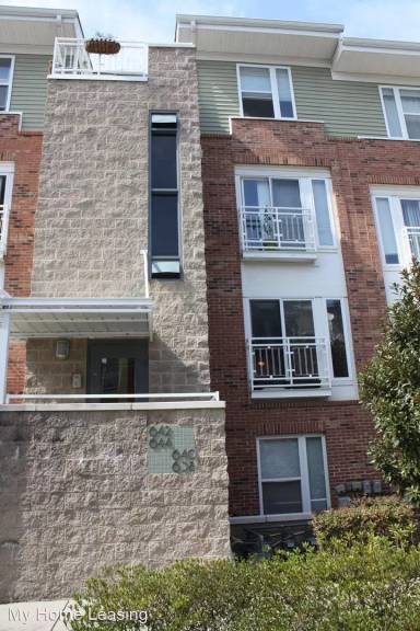 Main picture of 614 Raphael Pl