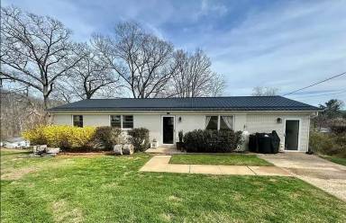 Main picture of 166 Mason Ct