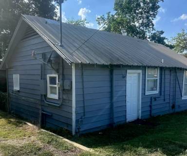 Main picture of 1408 W Morton St