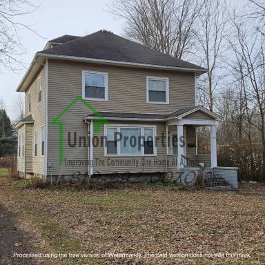 Main picture of 263 N Elk St