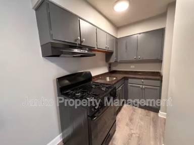 Main picture of 3040 Chicago Rd