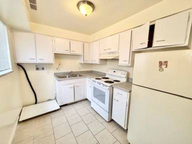 Main picture of 2519 Jellison St