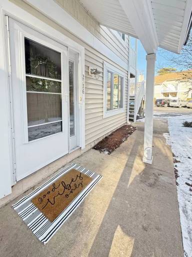 Main picture of 2576 Cove Point Pl