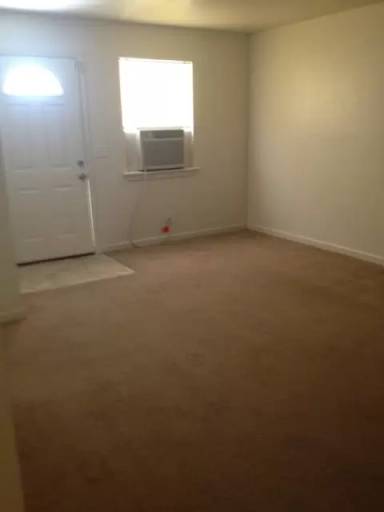Main picture of 839 Iowa Ave