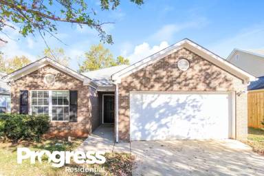 Main picture of 709 Douglass Cir