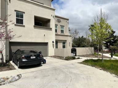 Main picture of 1370 Calle Sandcliff