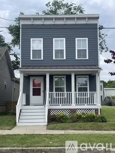 Main picture of 1208 N 33rd St