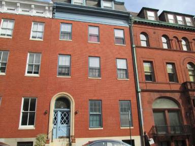 Main picture of 817 Park Ave